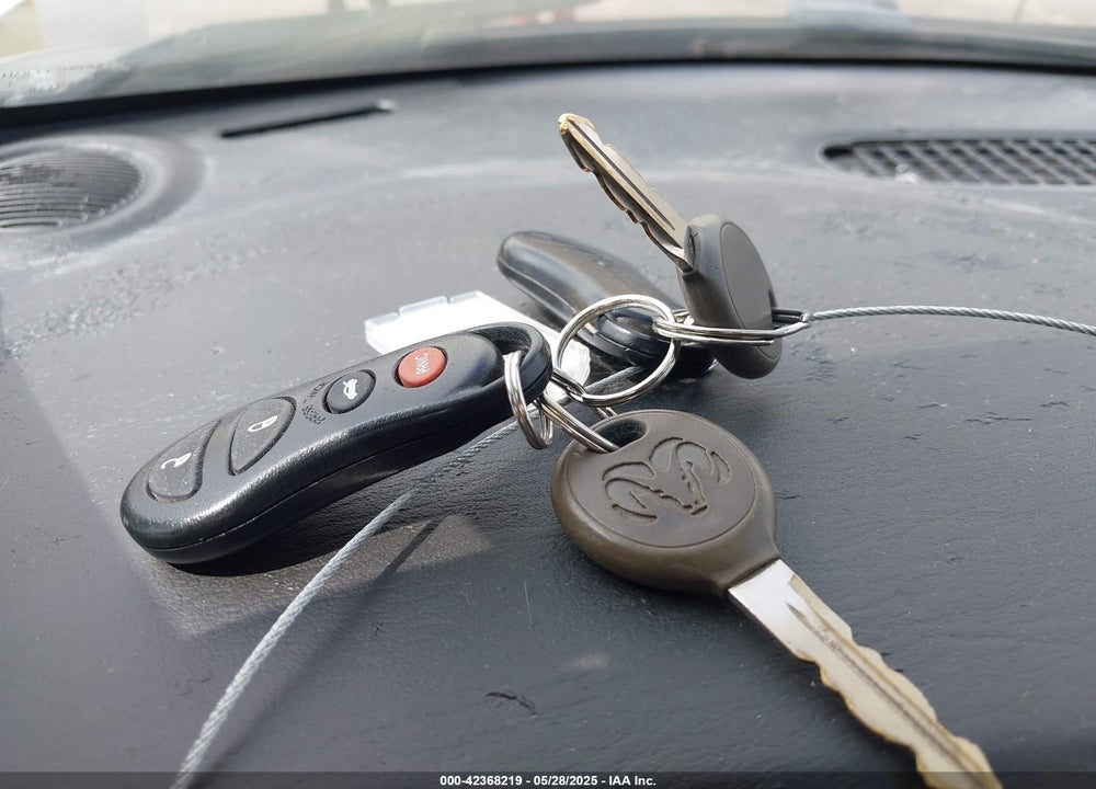 2004 DODGE NEON SXT VIN: 1B3ES56C84D528853