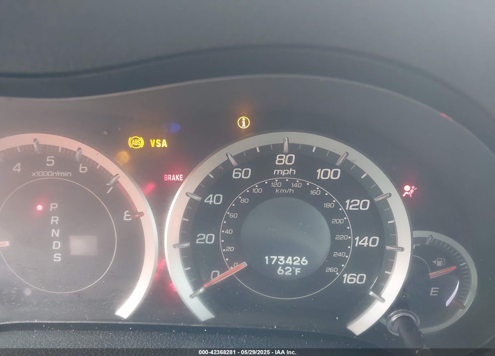 2010 ACURA TSX 2.4 VIN: JH4CU2F60AC015721