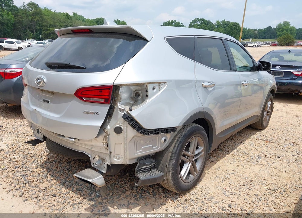 2017 HYUNDAI SANTA FE VIN: 5XYZT3LB6HG383834