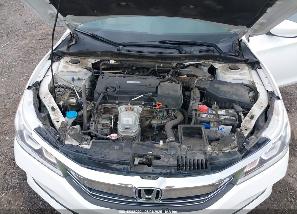 2017 HONDA ACCORD VIN: 1HGCR2F35HA296415