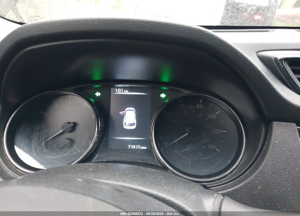 2017 NISSAN ROGUE VIN: JN8AT2MV7HW011345