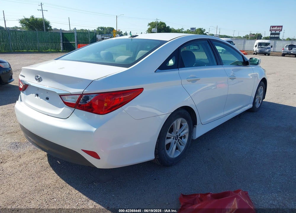 2014 HYUNDAI SONATA GLS VIN: 5NPEB4AC8EH907332