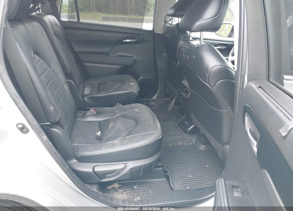 2024 TOYOTA HIGHLANDER VIN: 5TDKDRBH6RS532755