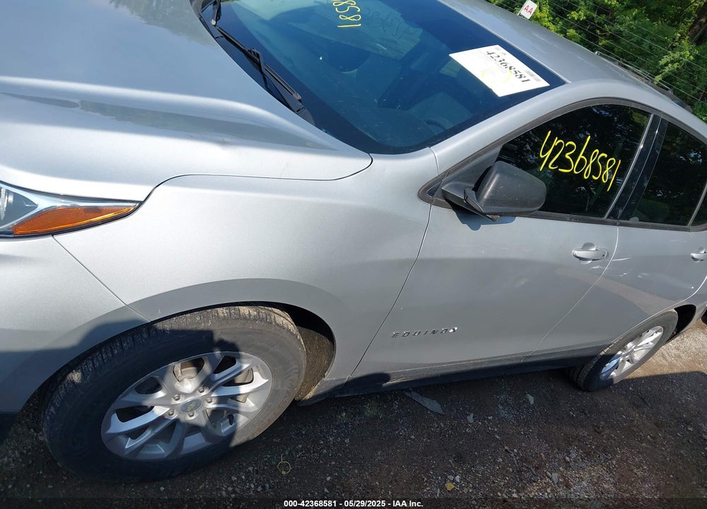 2018 CHEVROLET EQUINOX VIN: 3GNAXHEV1JL126267
