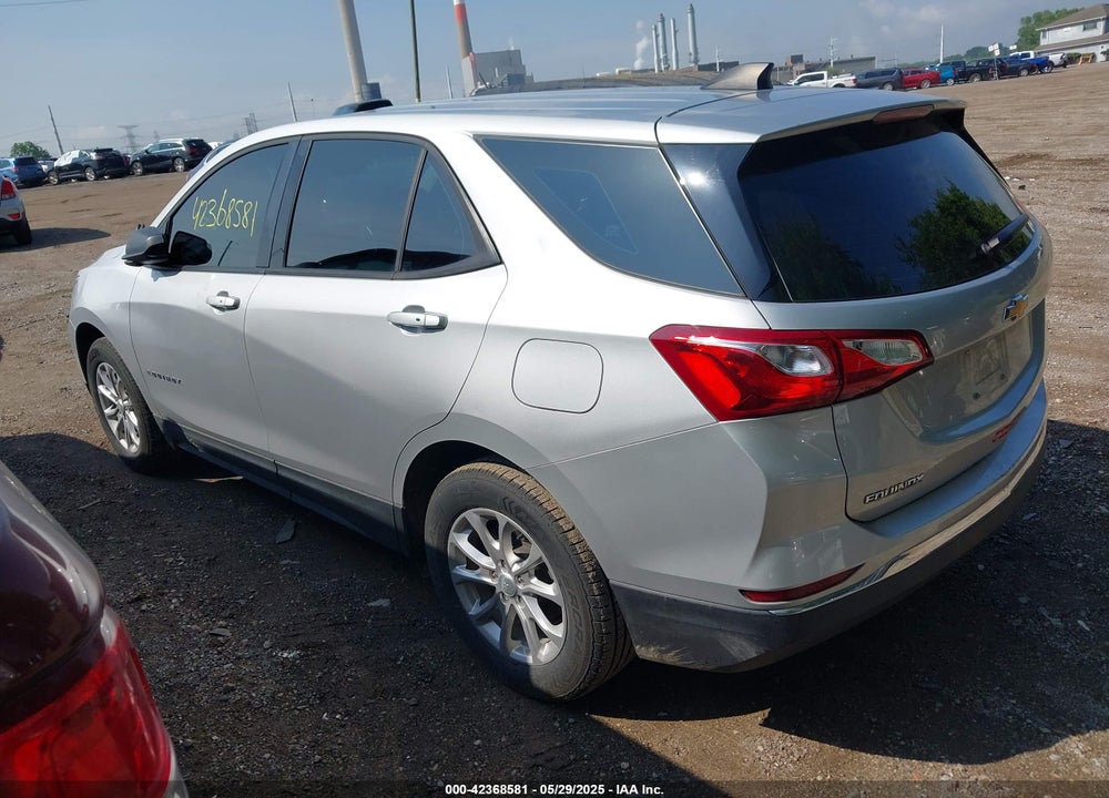 2018 CHEVROLET EQUINOX VIN: 3GNAXHEV1JL126267