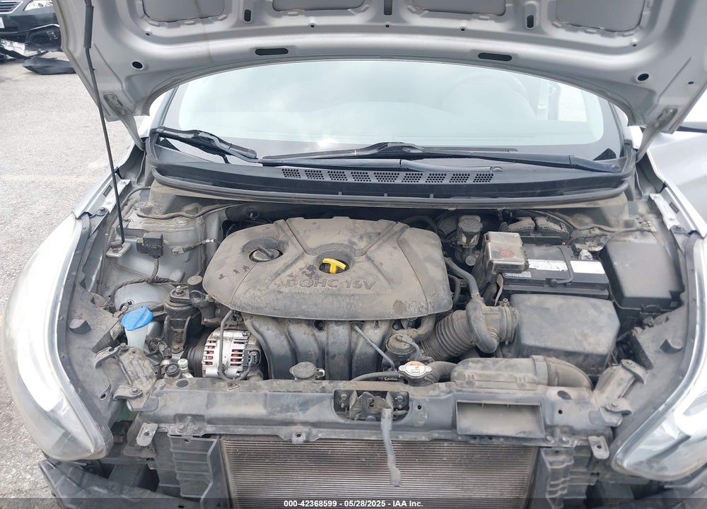 2014 HYUNDAI ELANTRA SE VIN: 5NPDH4AE5EH477996