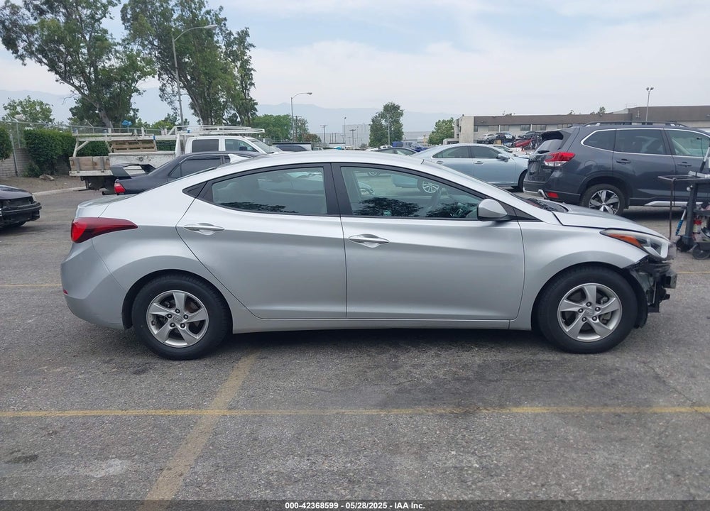 2014 HYUNDAI ELANTRA SE VIN: 5NPDH4AE5EH477996