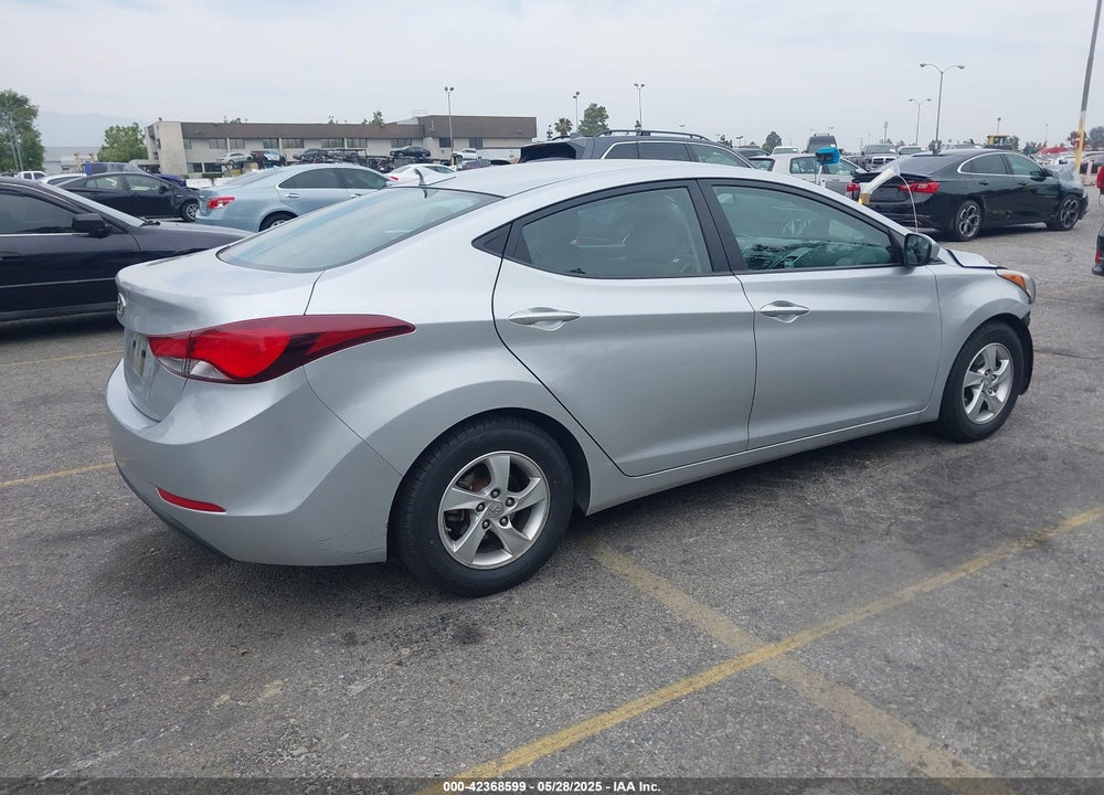 2014 HYUNDAI ELANTRA SE VIN: 5NPDH4AE5EH477996