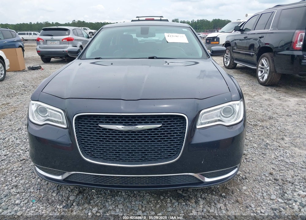 2015 CHRYSLER 300 VIN: 2C3CCAAG2FH930318