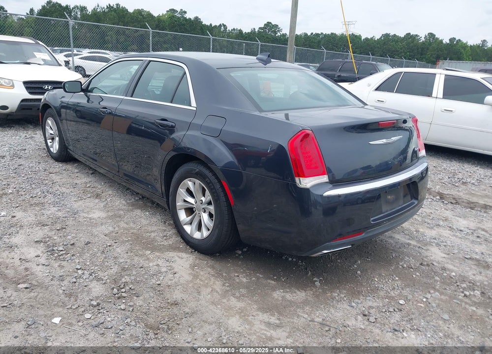 2015 CHRYSLER 300 VIN: 2C3CCAAG2FH930318