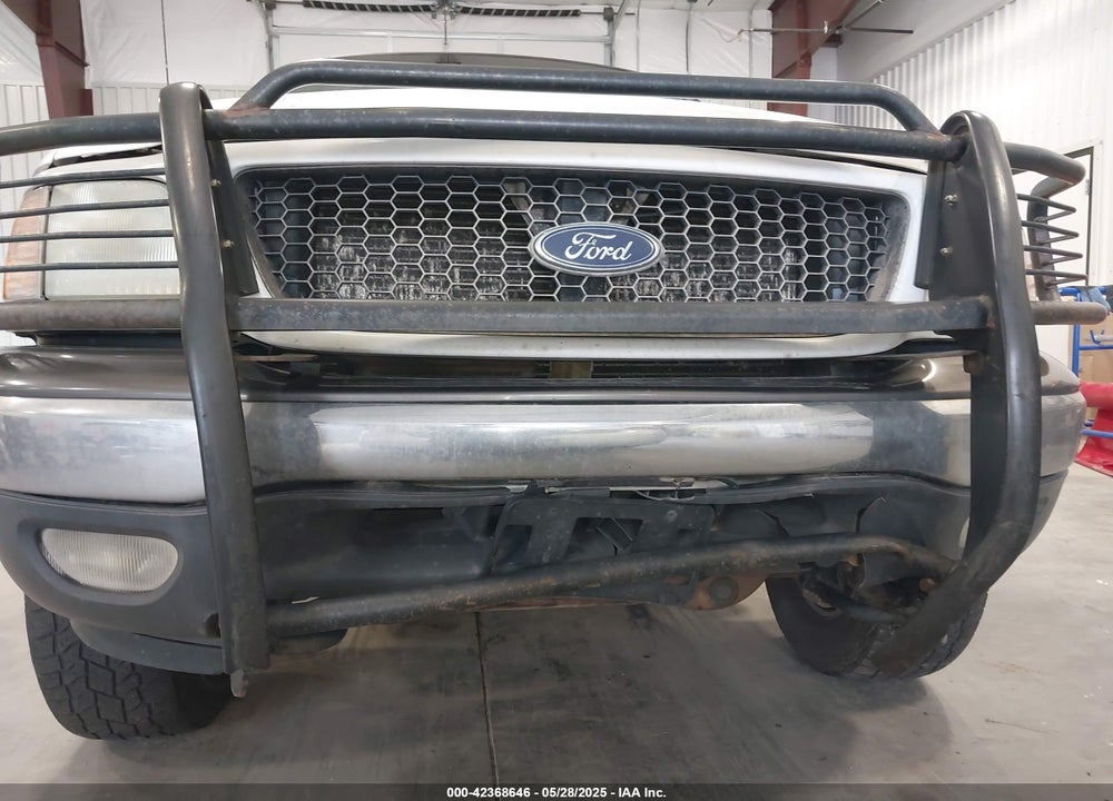 2002 FORD F-150 LARIAT/XLT VIN: 1FTRW08L92KC75331