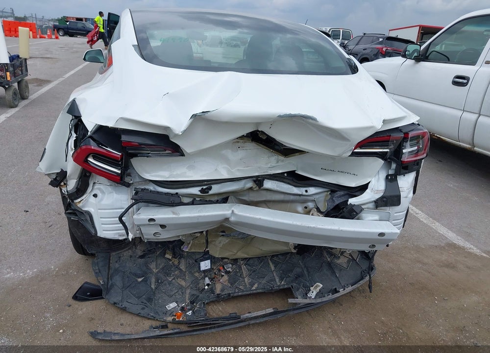 2022 TESLA MODEL 3 VIN: 5YJ3E1EBXNF319851