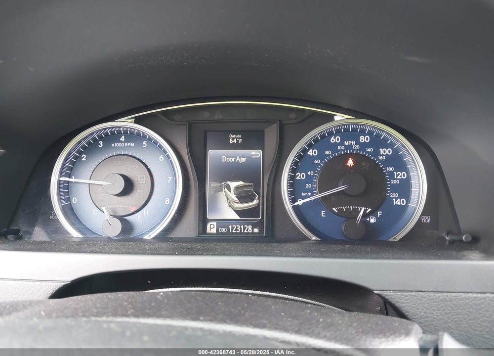 2016 TOYOTA CAMRY XLE VIN: 4T4BF1FK5GR540843