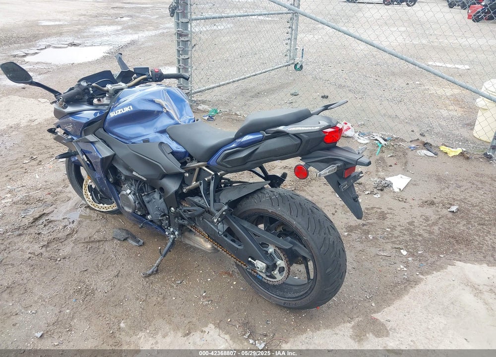 2023 SUZUKI GSX1000 GT/GT+ VIN: JS1EK12B9P7100209