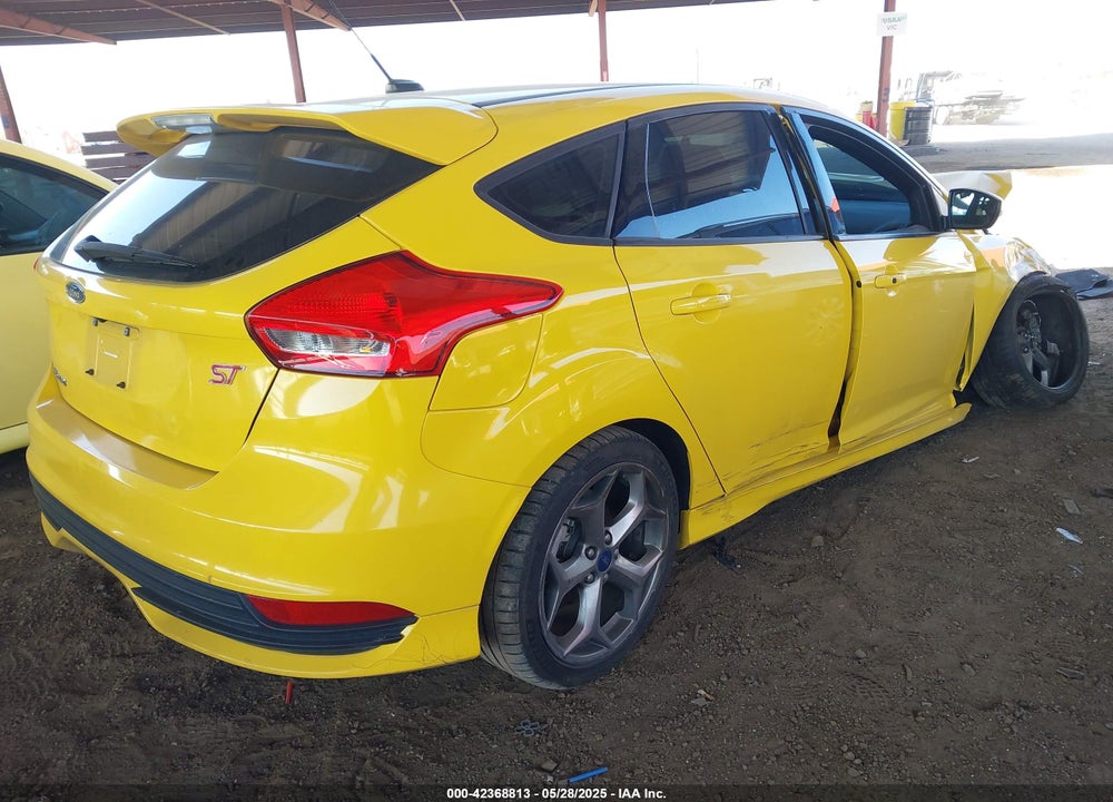 2017 FORD FOCUS VIN: 1FADP3L9XHL206418