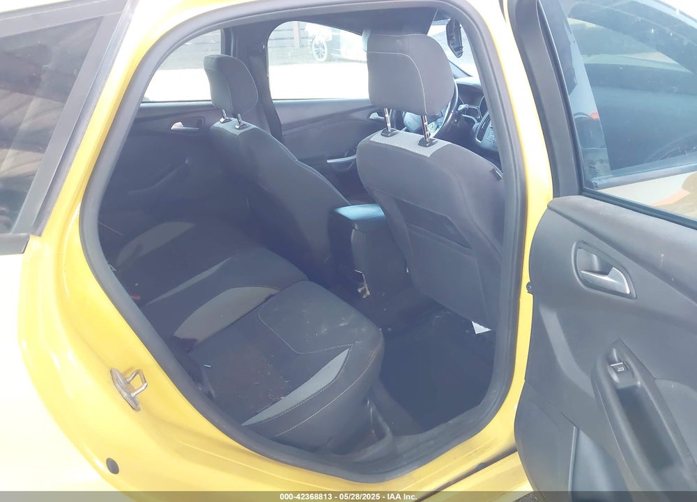 2017 FORD FOCUS VIN: 1FADP3L9XHL206418