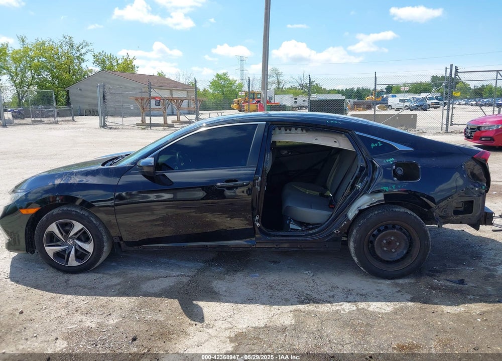 2019 HONDA CIVIC LX VIN: 19XFC2F61KE017134