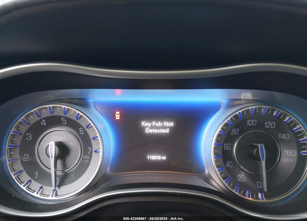 2015 CHRYSLER 300 VIN: 2C3CCAET1FH875853
