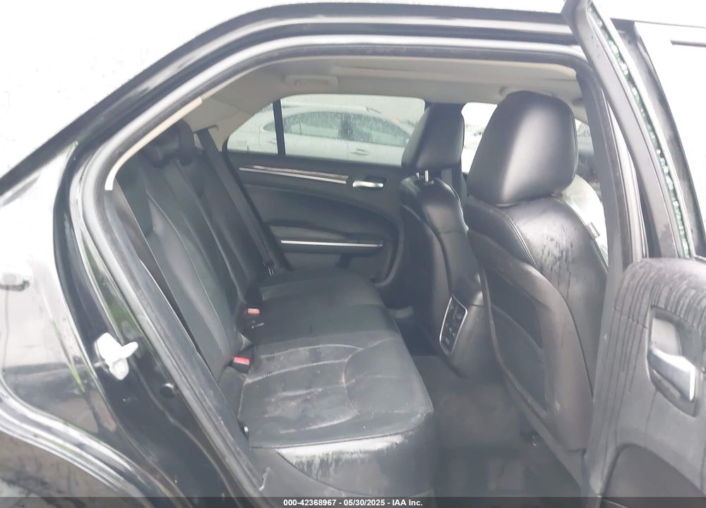 2015 CHRYSLER 300 VIN: 2C3CCAET1FH875853