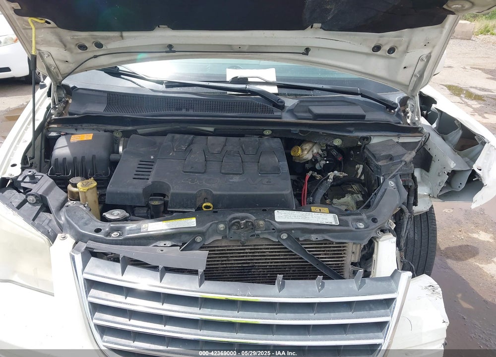 2010 CHRYSLER TOWN & COUNTRY TOURING VIN: 2A4RR5DX9AR324521