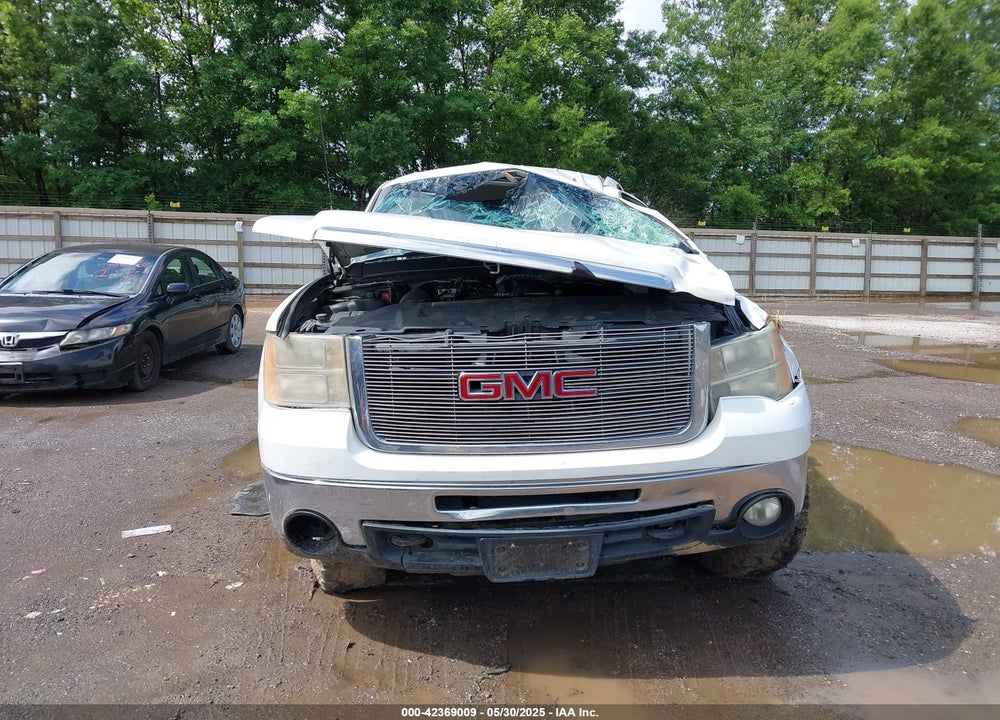 2008 GMC SIERRA 2500HD VIN: 1GTHK23678F212542