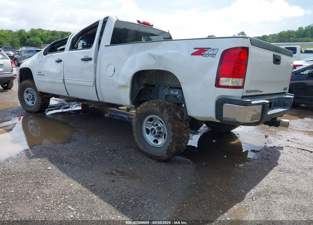 2008 GMC SIERRA 2500HD VIN: 1GTHK23678F212542