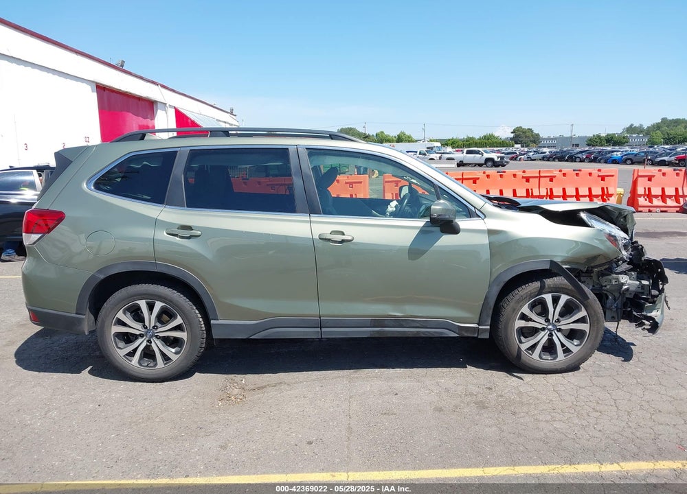 2021 SUBARU FORESTER VIN: JF2SKAUC2MH414662
