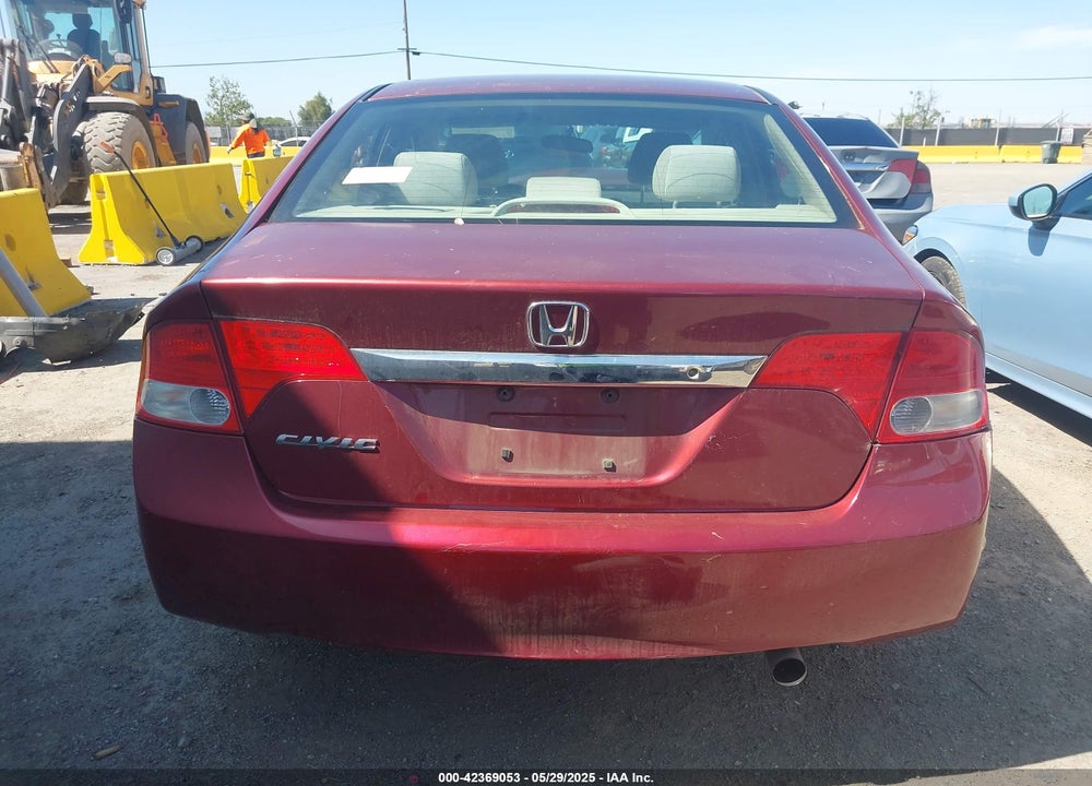 2010 HONDA CIVIC LX VIN: 19XFA1F54AE057116