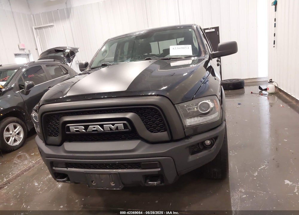 2019 RAM 1500 CLASSIC WARLOCK 4X4 6'4 BOX VIN: 1C6RR7GG1KS653296
