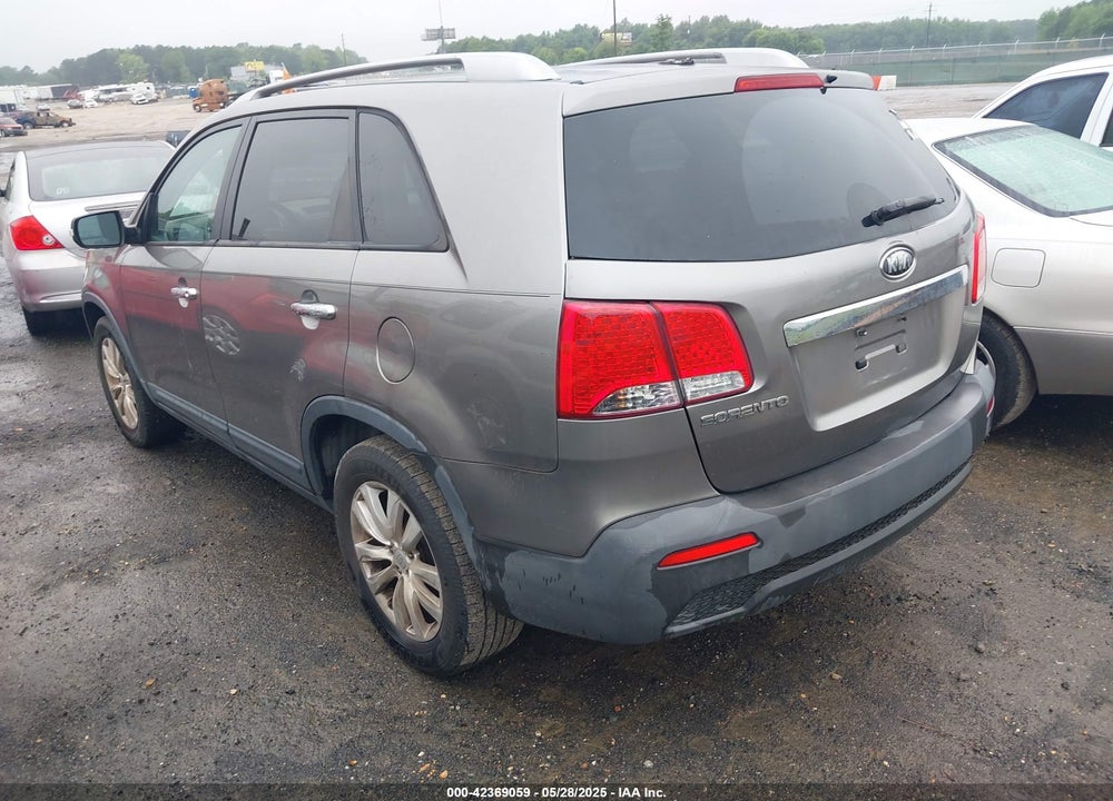 2011 KIA SORENTO VIN: 5XYKT4A20BG066746