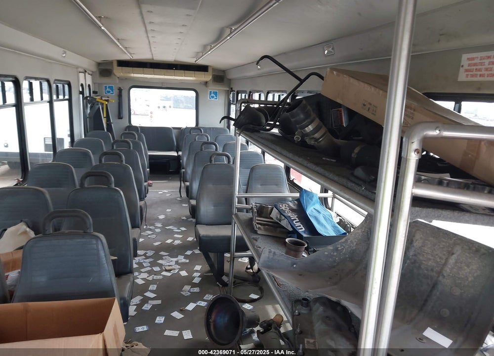 2013 IC CORPORATION 3000 AC VIN: 5WEXWSKK2DH170680