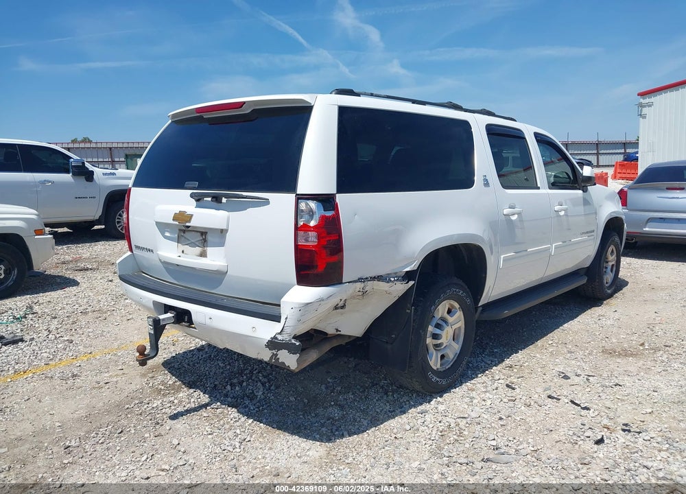 2011 CHEVROLET SUBURBAN 2500 LT1 VIN: 1GNWKMEG3BR250386