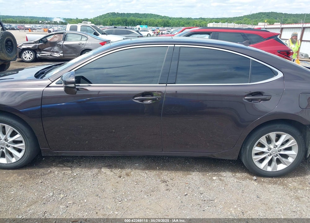 2013 LEXUS ES 300H VIN: JTHBW1GG4D2012046