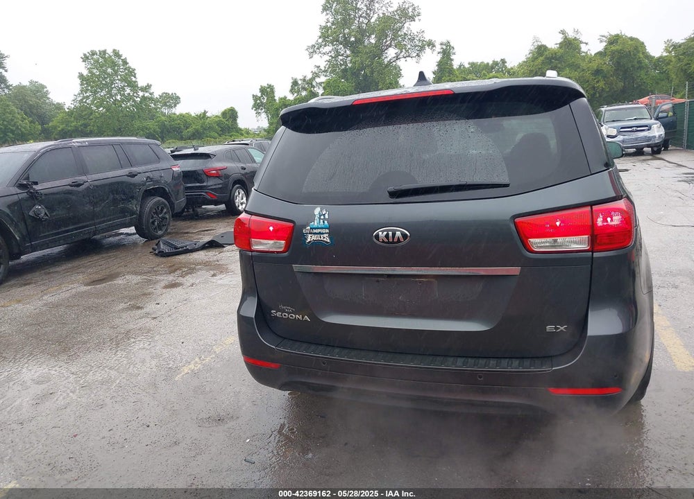 2017 KIA SEDONA EX VIN: KNDMC5C11H6263620