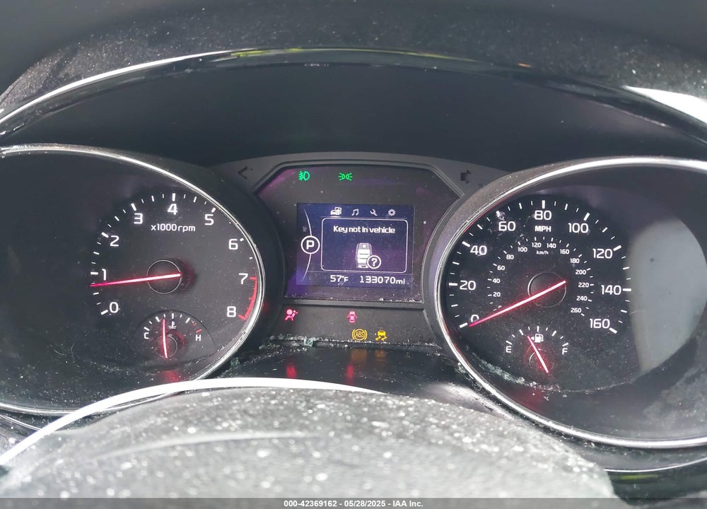 2017 KIA SEDONA EX VIN: KNDMC5C11H6263620