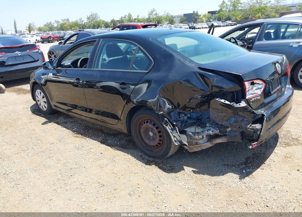 2013 VOLKSWAGEN JETTA VIN: 3VW2K7AJ0DM391847