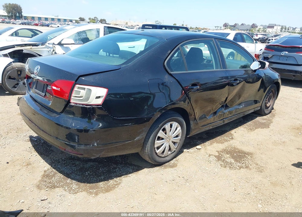 2013 VOLKSWAGEN JETTA VIN: 3VW2K7AJ0DM391847
