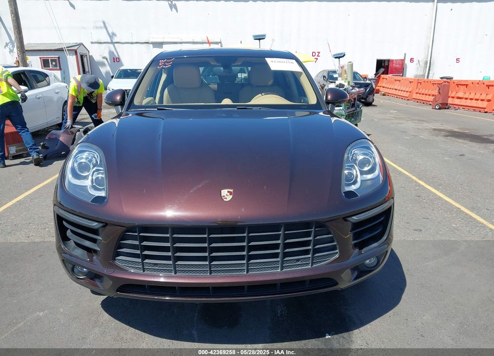 2015 PORSCHE MACAN VIN: WP1AB2A54FLB60408