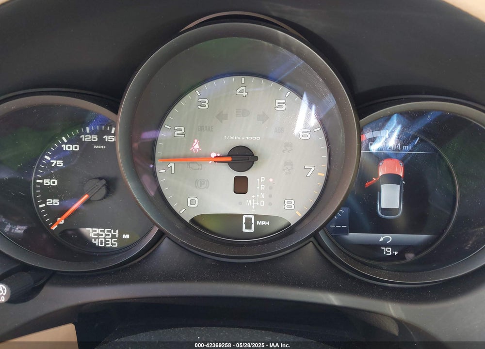 2015 PORSCHE MACAN VIN: WP1AB2A54FLB60408
