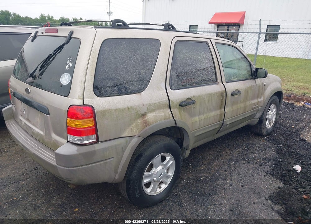 2001 FORD ESCAPE XLT VIN: 1FMYU03111KC55706