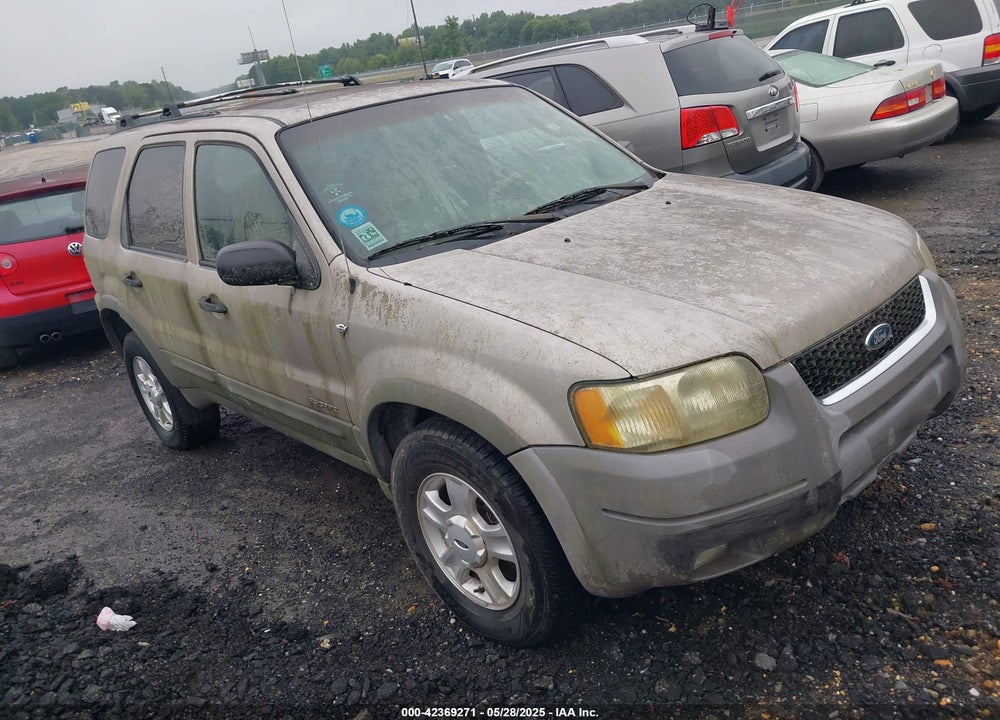 2001 FORD ESCAPE XLT VIN: 1FMYU03111KC55706