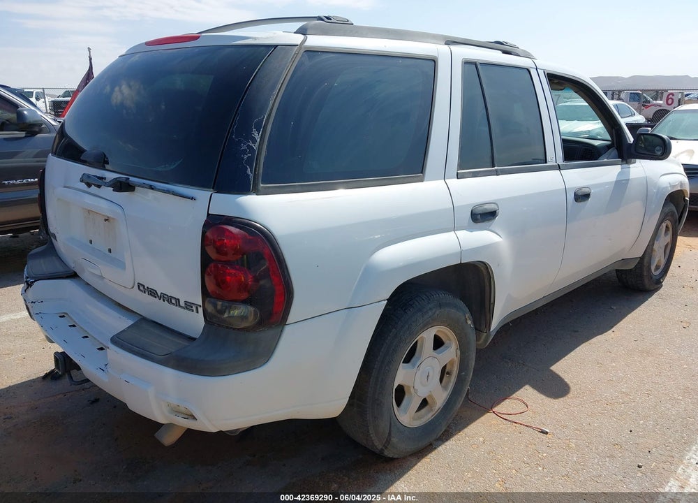 2002 CHEVROLET TRAILBLAZER LS VIN: 1GNDS13SX22429708