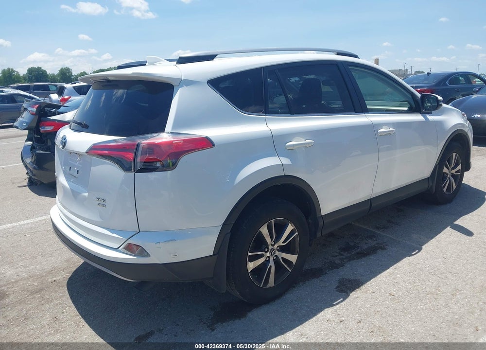 2017 TOYOTA RAV4 VIN: JTMRFREV1HD217897