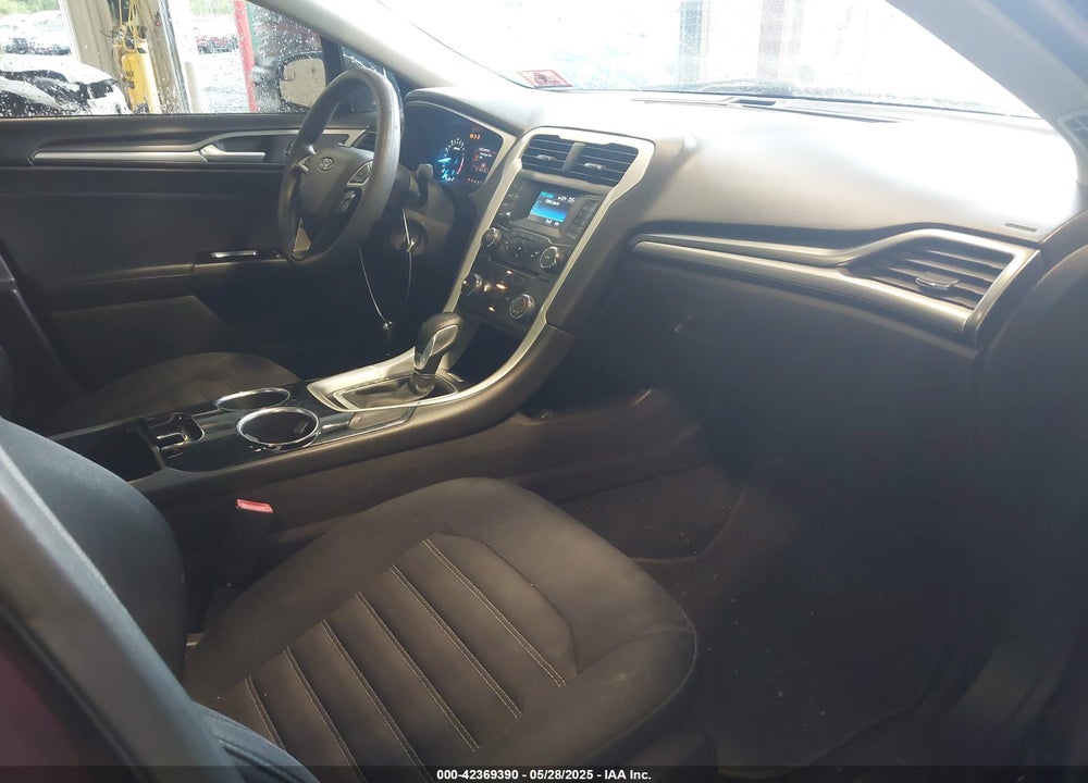 2013 FORD FUSION SE VIN: 3FA6P0H71DR301640