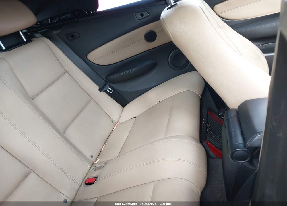 2009 BMW 1 SERIES VIN: WBAUN13539VH77806
