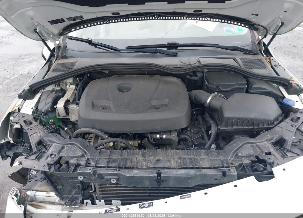 2017 VOLVO S60 VIN: YV140MTL6H2437364