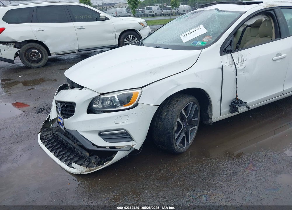 2017 VOLVO S60 VIN: YV140MTL6H2437364