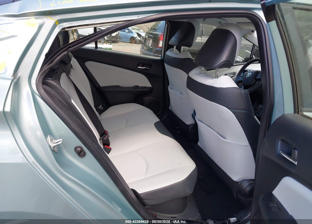 2022 TOYOTA PRIUS XLE AWD-E VIN: JTDL9MFU7N3032521