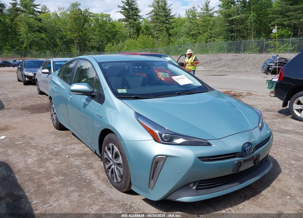 2022 TOYOTA PRIUS XLE AWD-E VIN: JTDL9MFU7N3032521