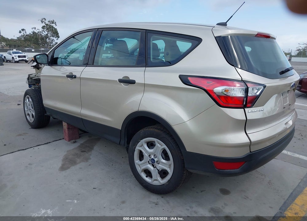 2018 FORD ESCAPE S VIN: 1FMCU0F76JUA99595